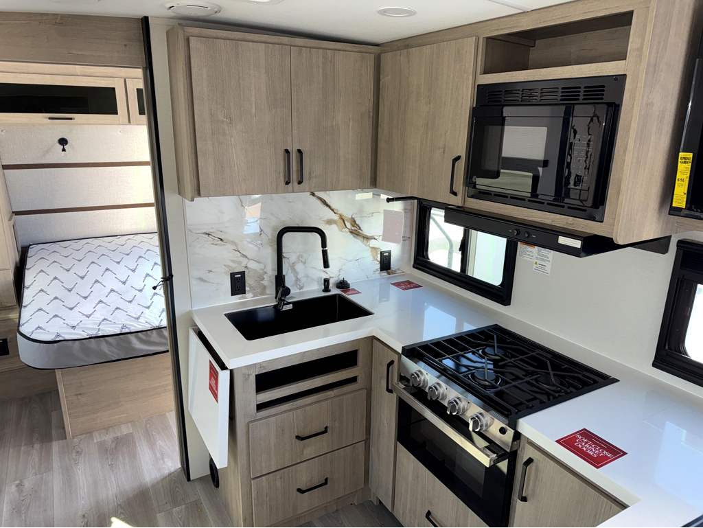 2026 GRAND DESIGN IMAGINE 2300MK - Image 17