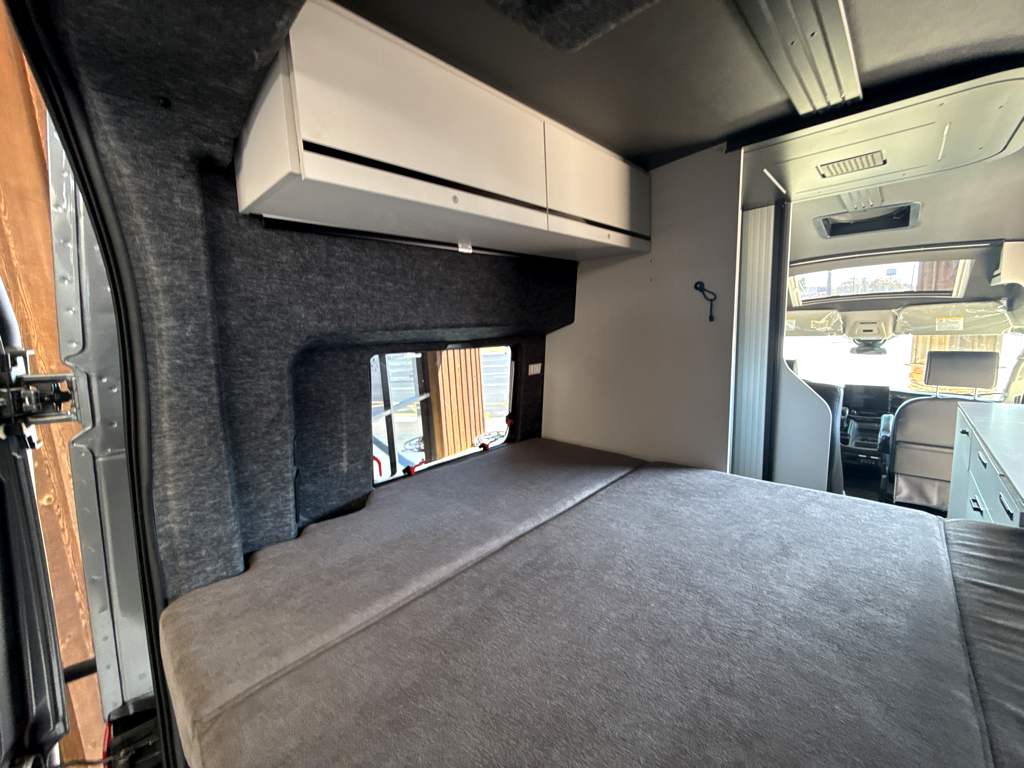 2026 GRAND DESIGN LINEAGE SERIESVT LVT1 - Image 23