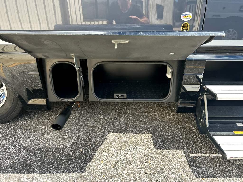 2027 AIRSTREAM ATLAS 25RT - Image 10