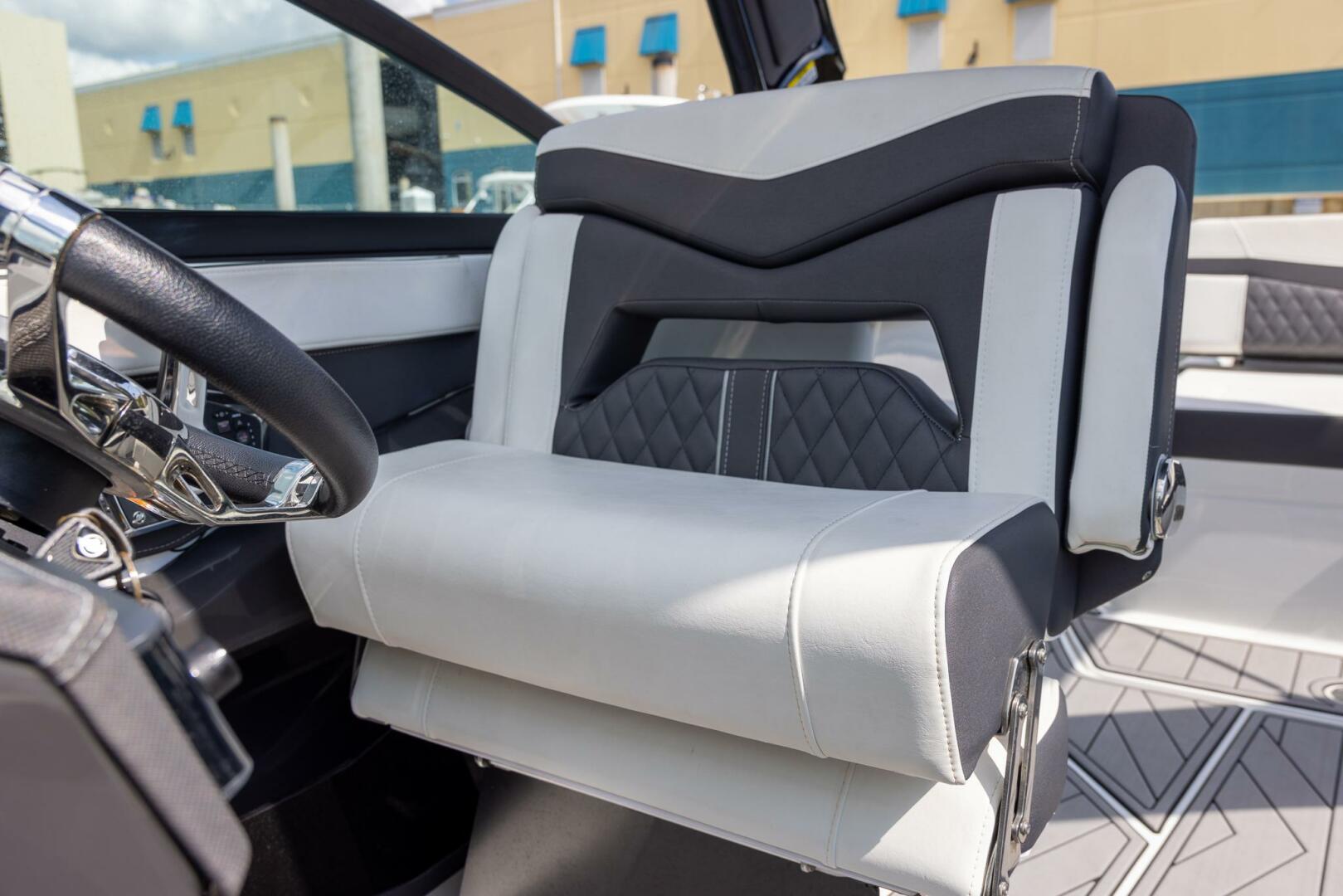 2023 Monterey 255SS Super Sport - Image 23