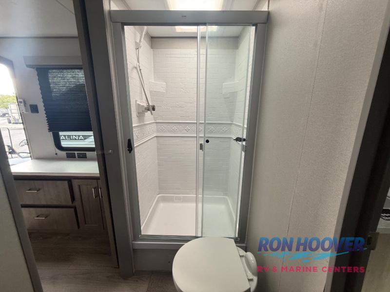 2026 COACHMEN 333DORM - Image 11