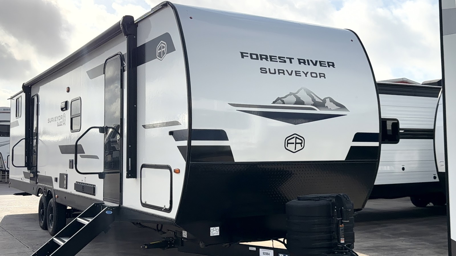 2026 FOREST RIVER 32CAMP - Image 6
