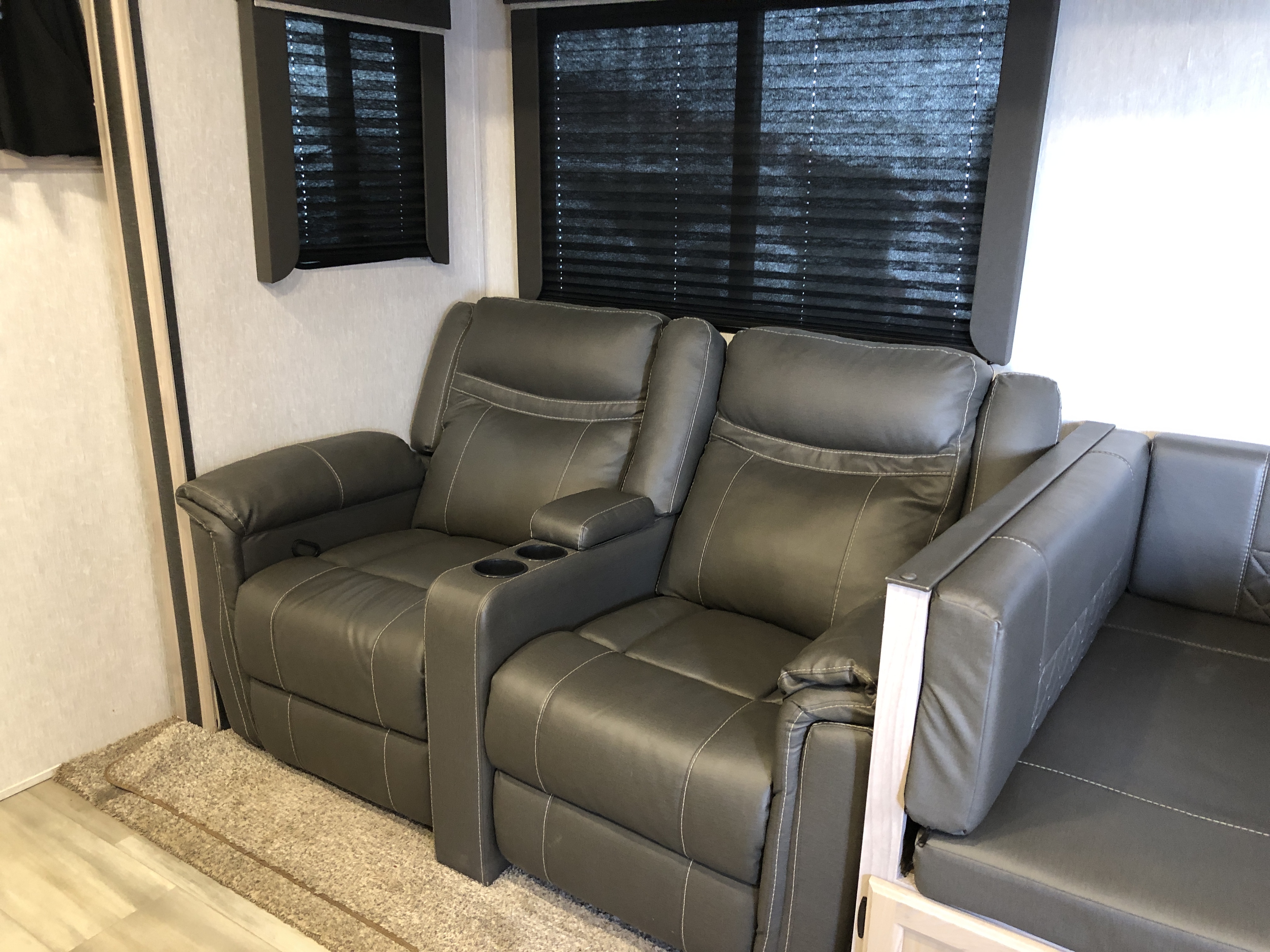 2021 Coachmen Northern Spirit Ultra Lite 2963BH - Image 15