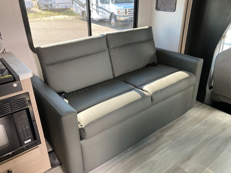 2026 Forest River Sunseeker LE 3250SLEF - Image 12