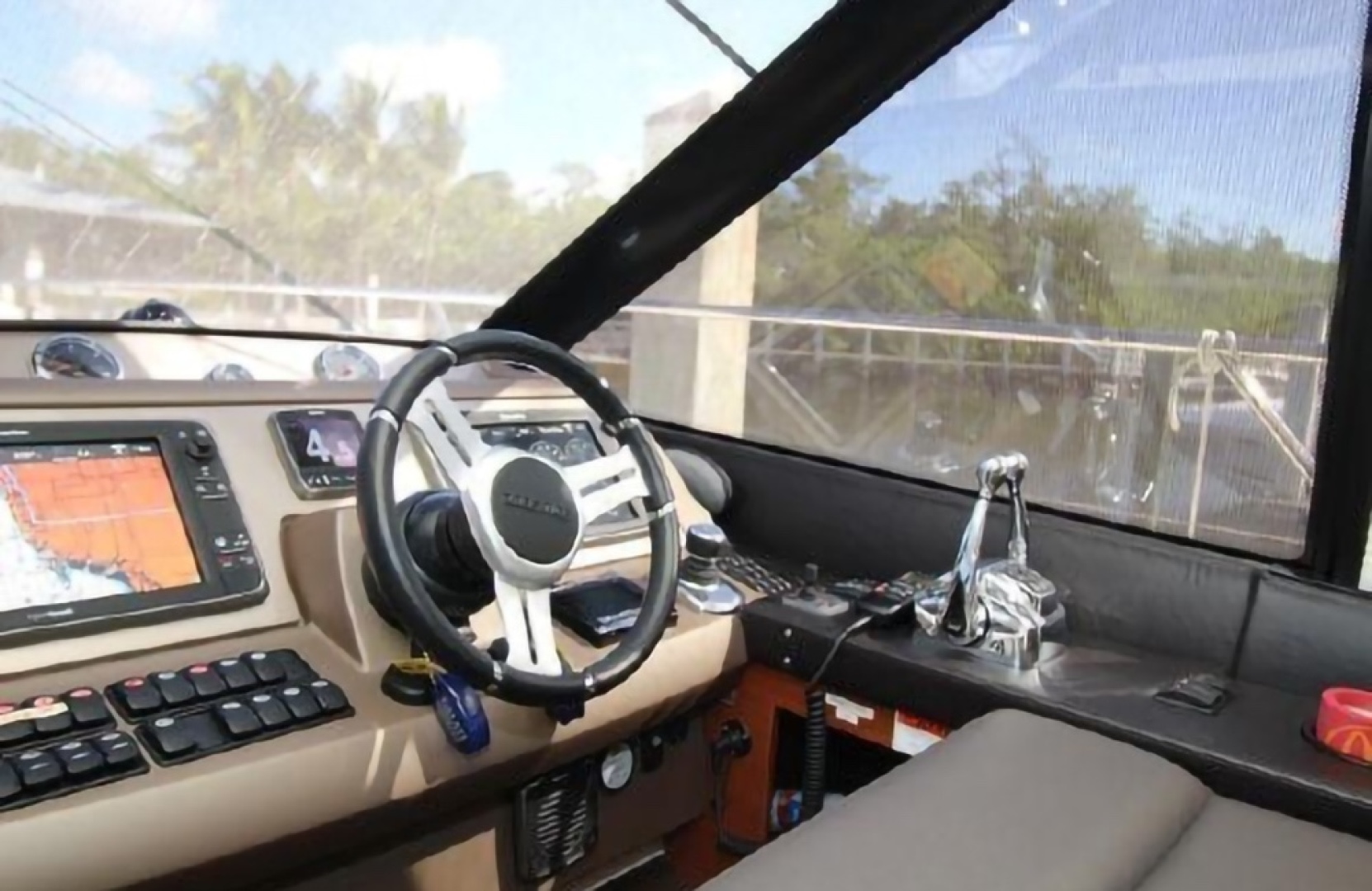 2015 PRESTIGE PRESTIGE 550 Base - Image 17