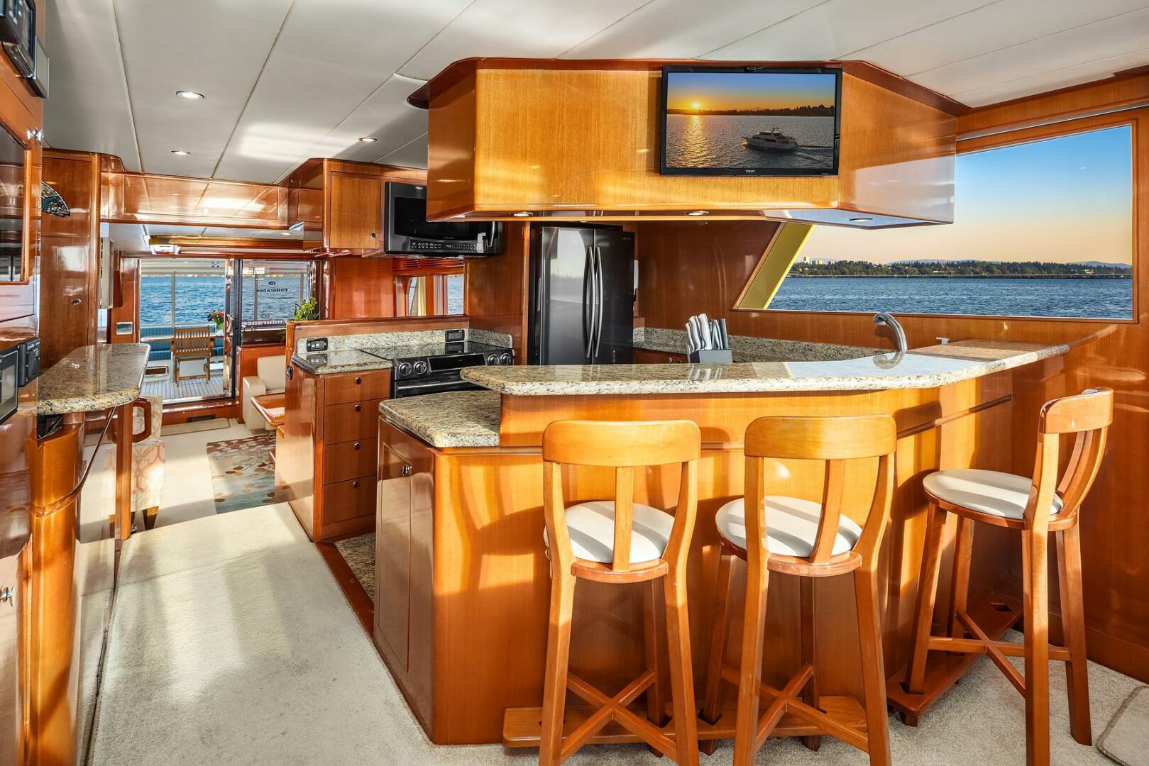 2014 Hampton 720 Skylounge LRC - Image 22