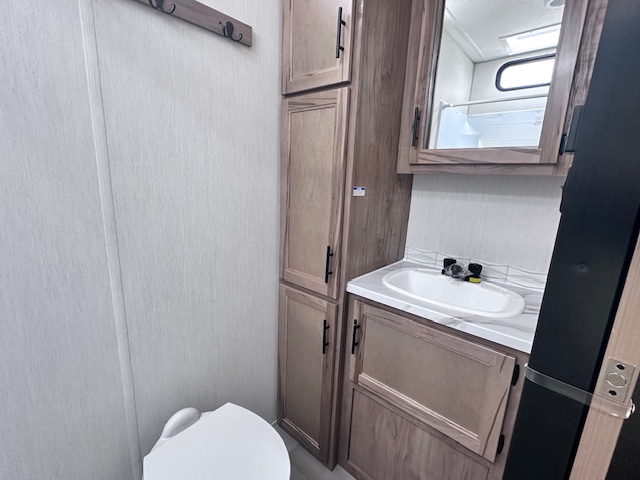2025 CHEROKEE TIMBERWOLF 39HBA - Image 26