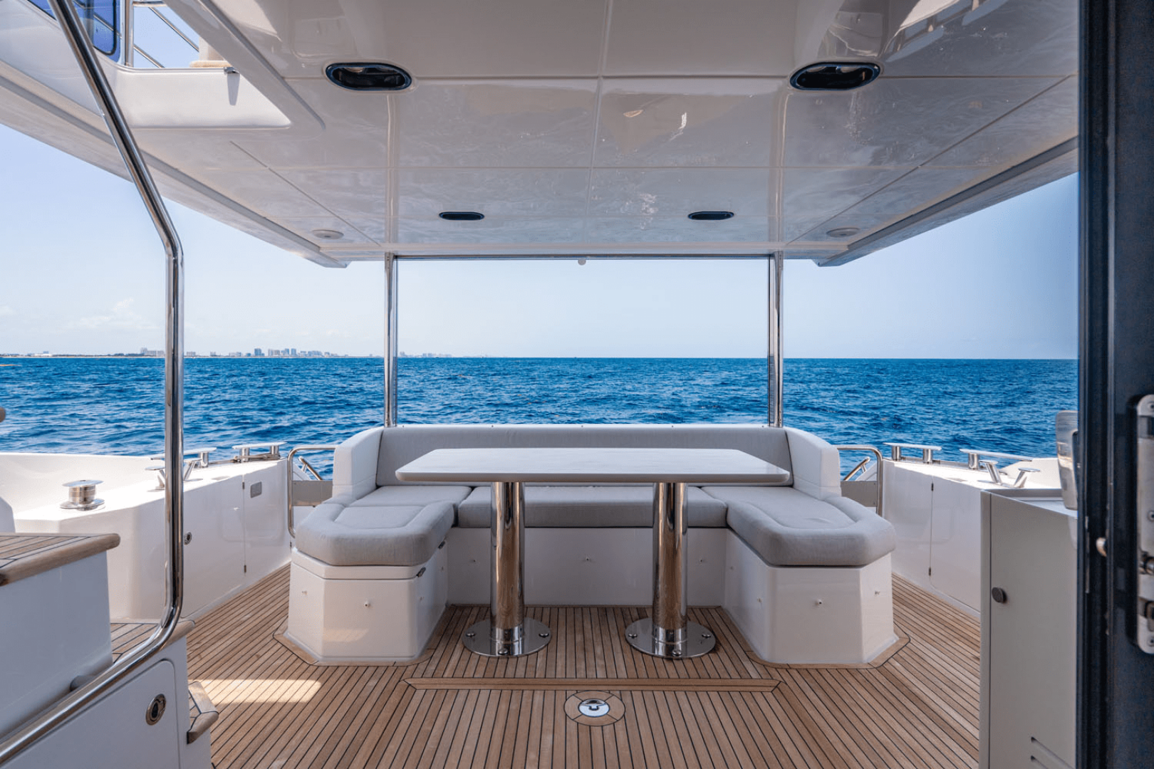 2024 Azimut 60 FLY - Image 47