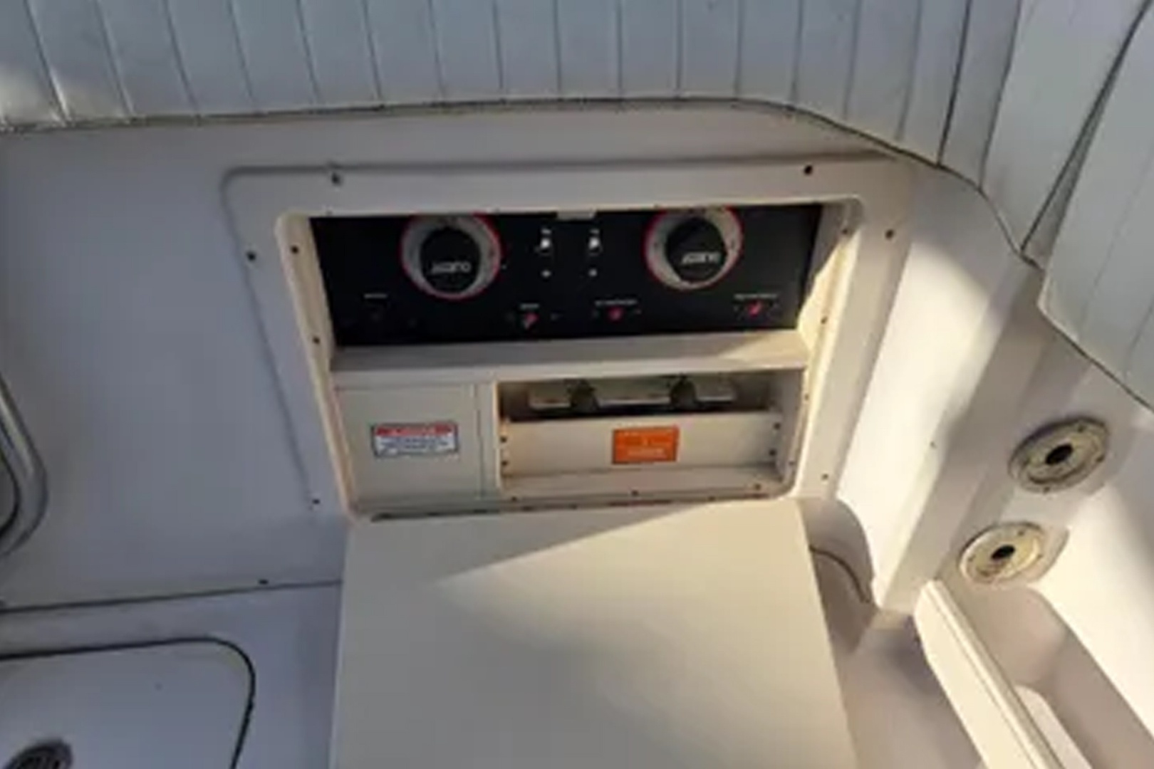 2004 Grady-White Express 330 - Image 34