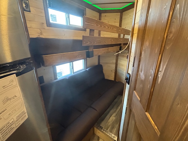 2026 ICE CASTLE SASQUATCH 8X24S - Image 18