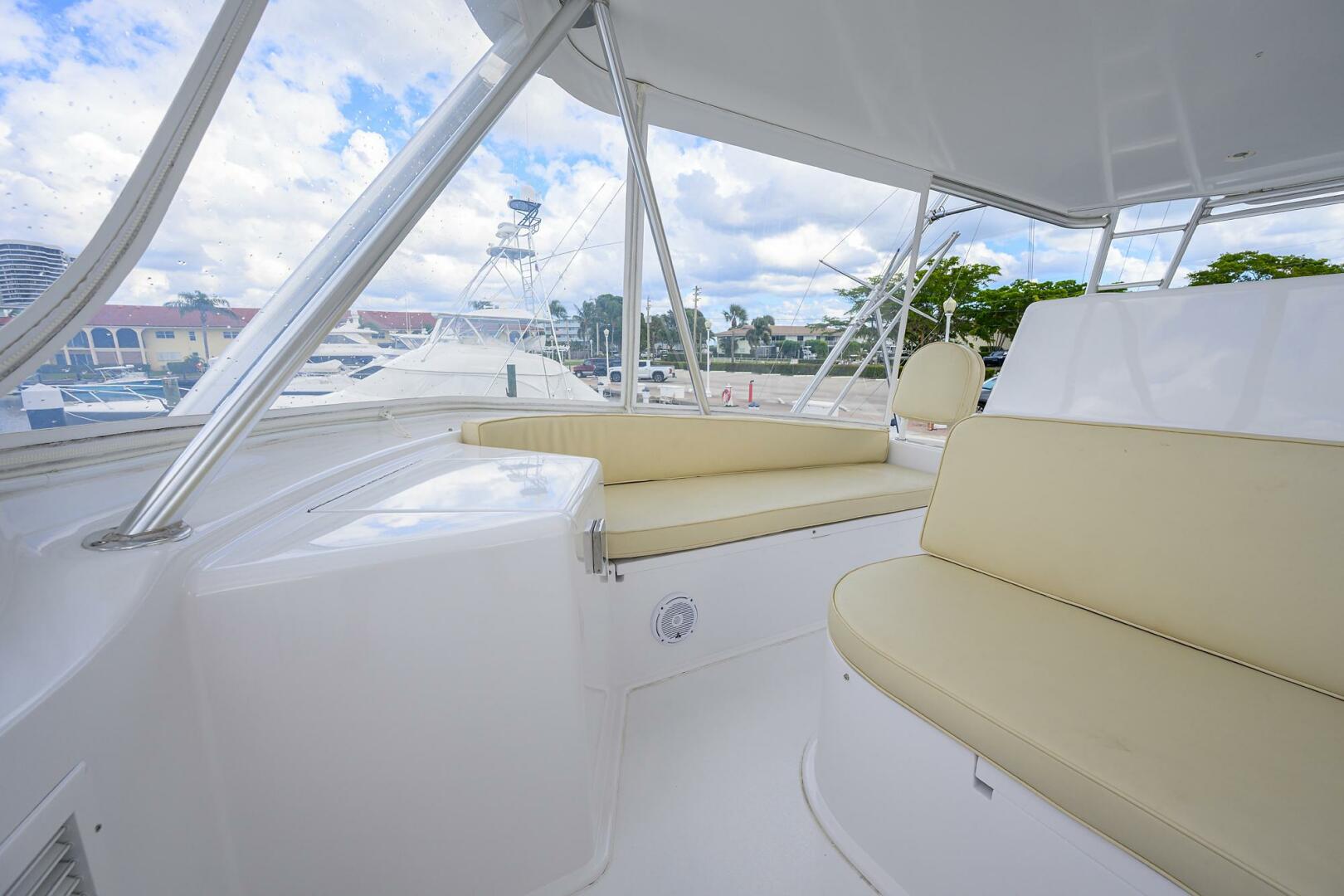 2004 Viking 56 Convertible - Image 23