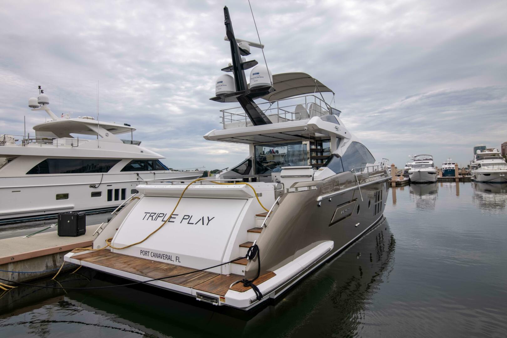 2019 Azimut S7 - Image 3