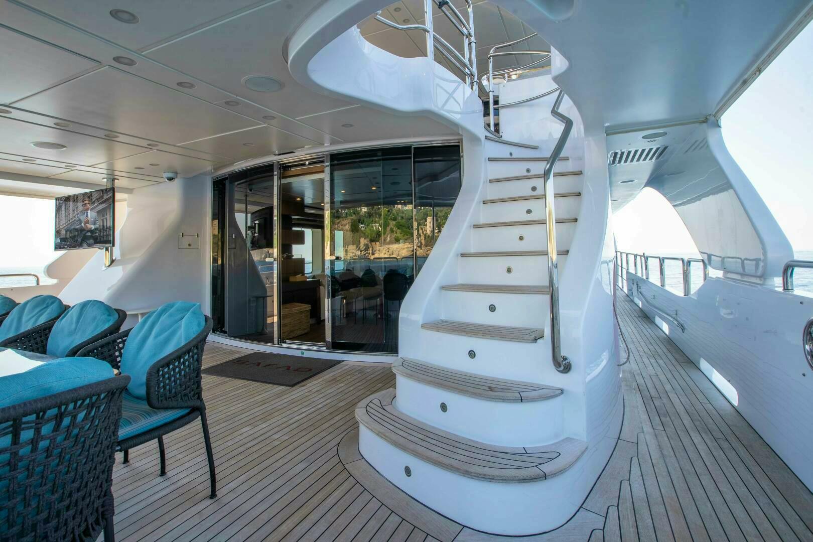 2015 Benetti Benetti Classic 121 - Image 23