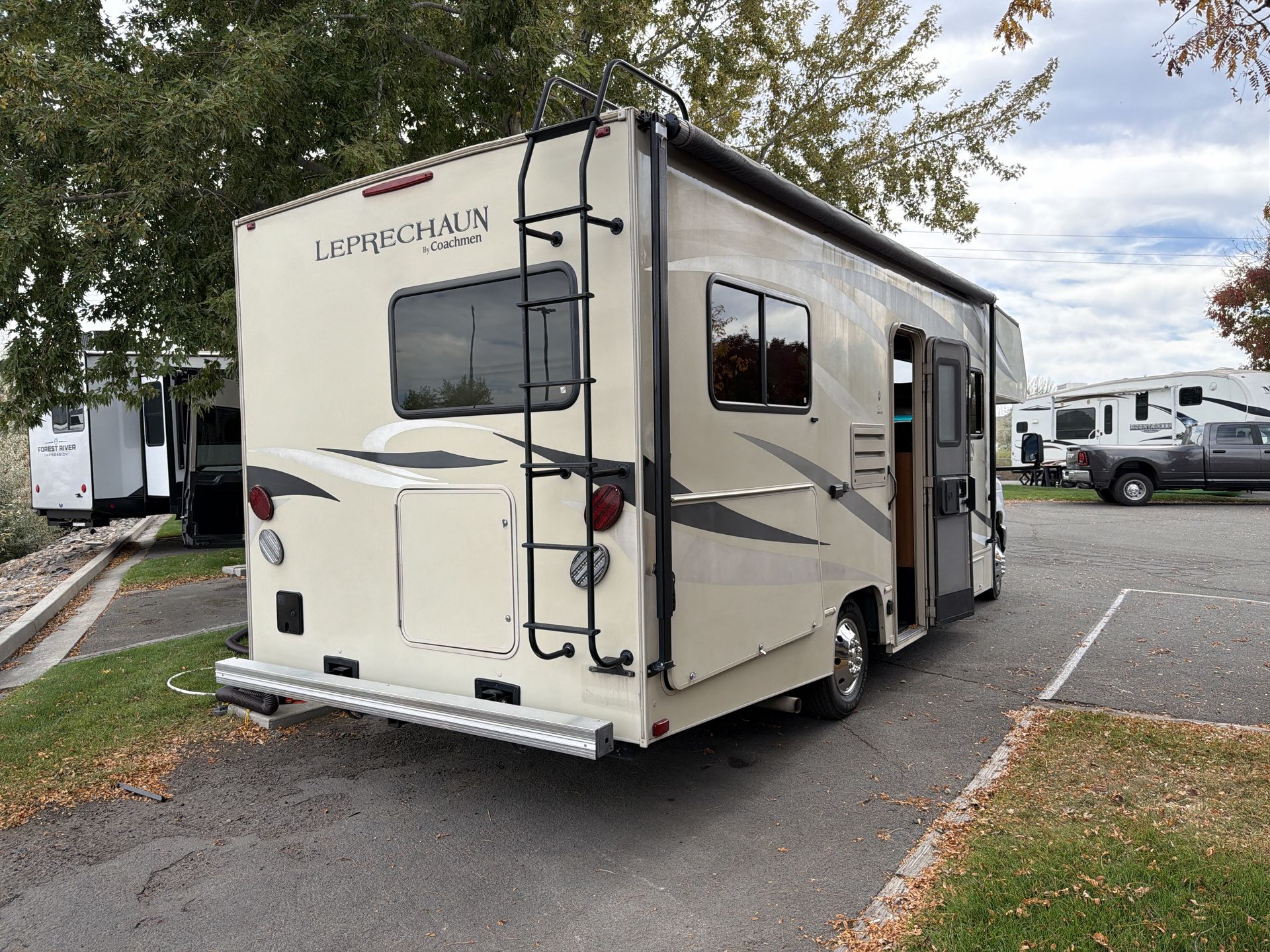2019 Coachmen Leprechaun 230CB - Image 7