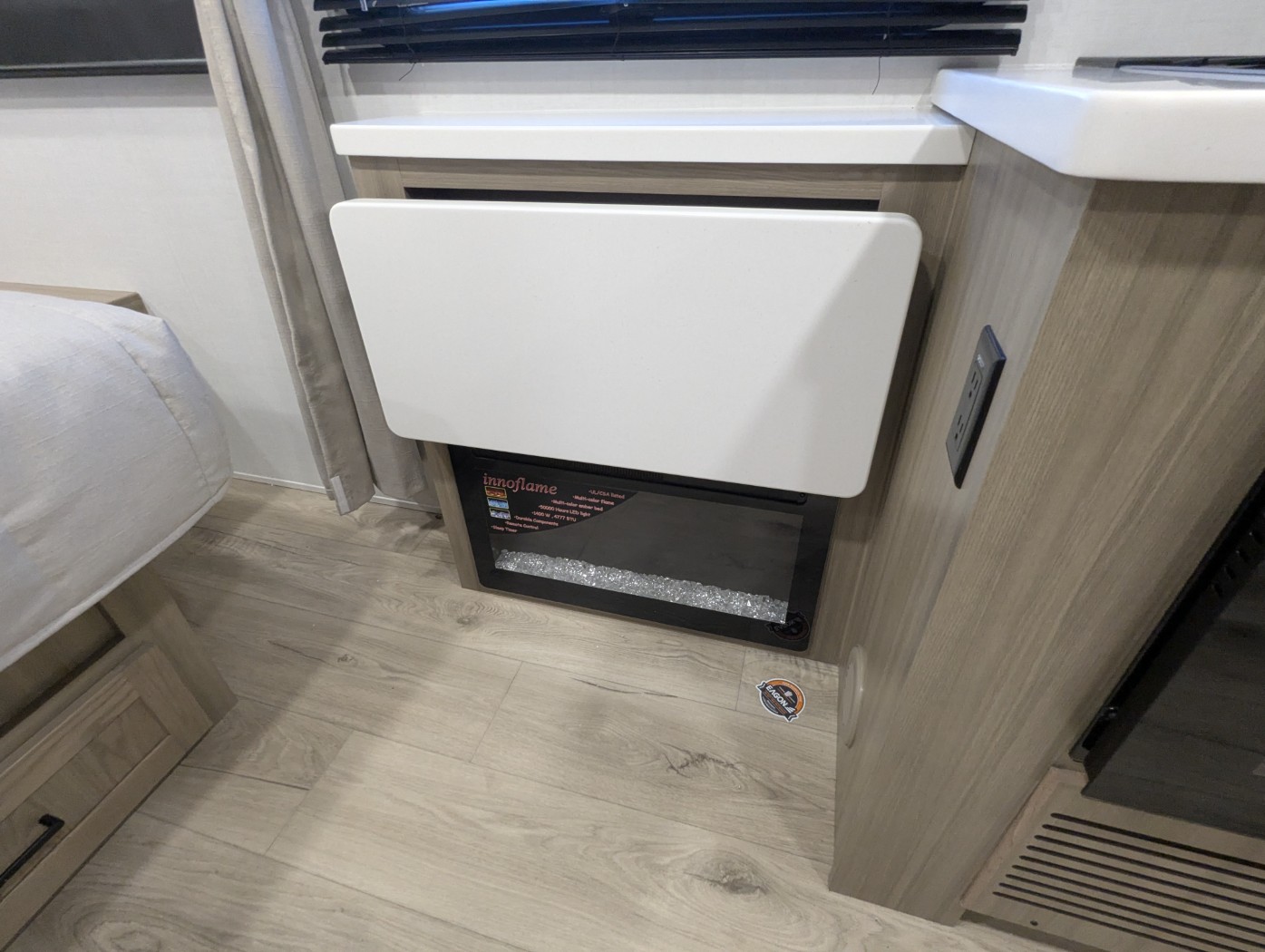 2027 Forest River Rockwood Mini Lite 2205S - Image 16