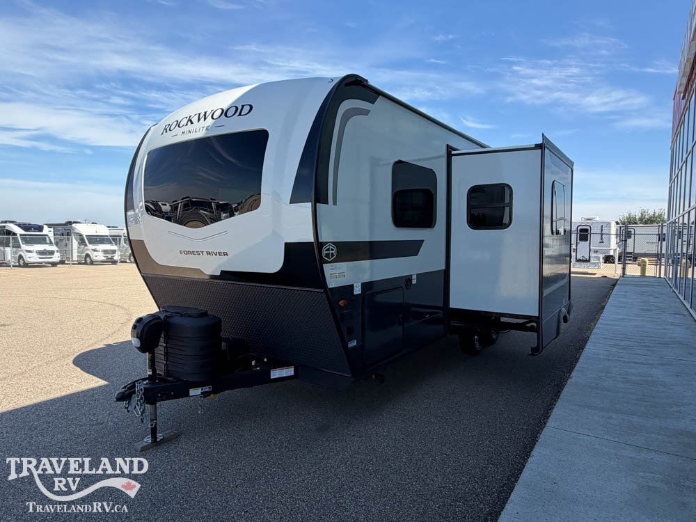 2027 Forest River Rockwood Mini Lite 2205S - Image 6