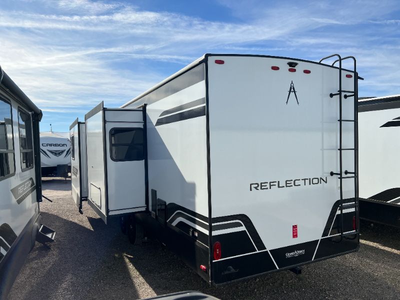 2026 Grand Design Reflection Travel Trailer 322FKTS - Image 2