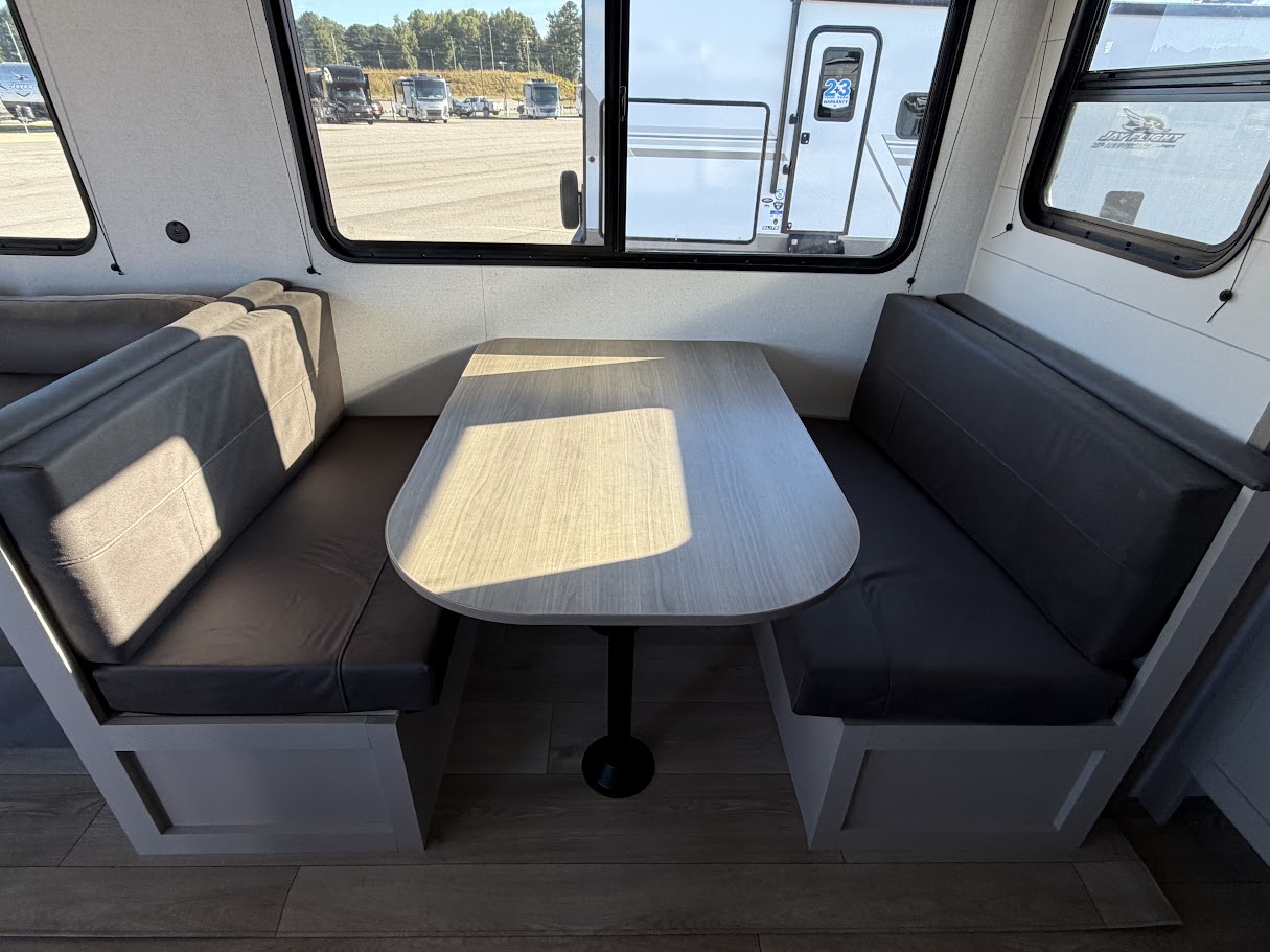 2027 JAYCO JAY FLIGHT 262RLS - Image 21