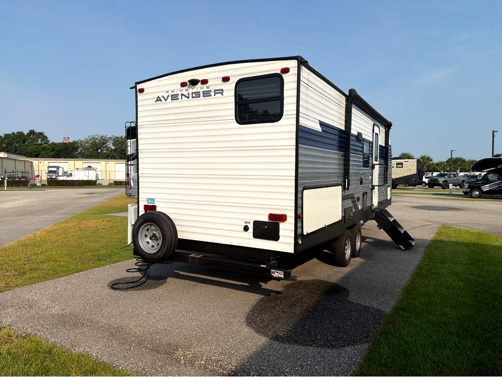 2022 FOREST RIVER AVENGER 24BHS - Image 5