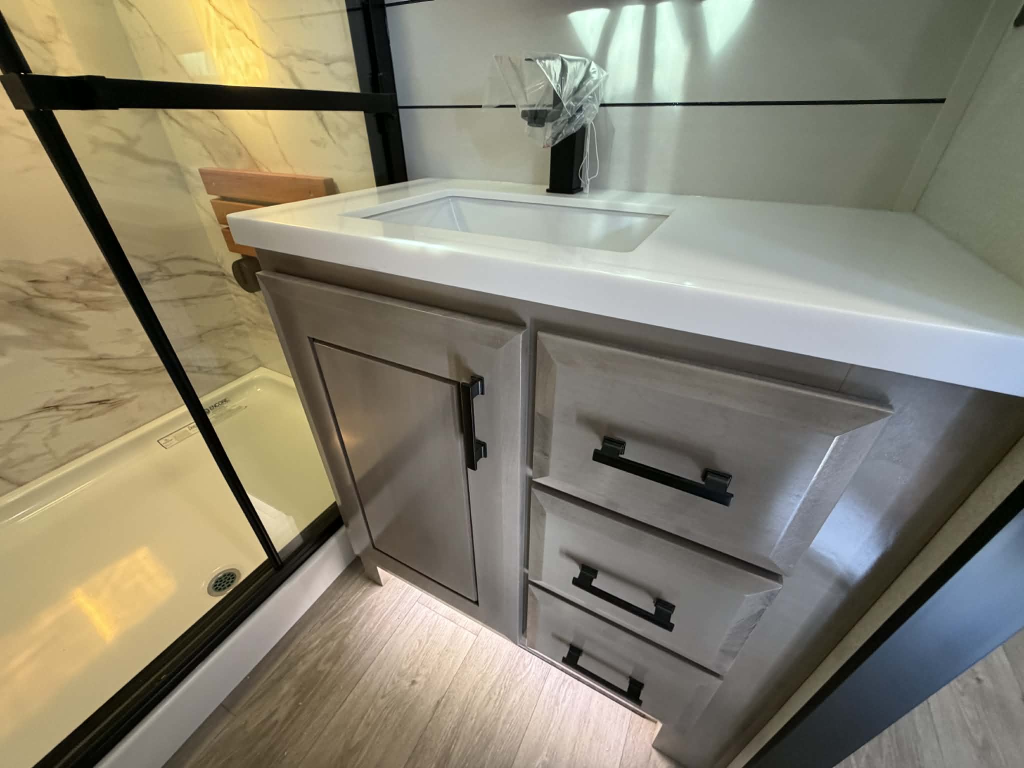 2027 JAYCO PINNACLE 32RLTS - Image 26