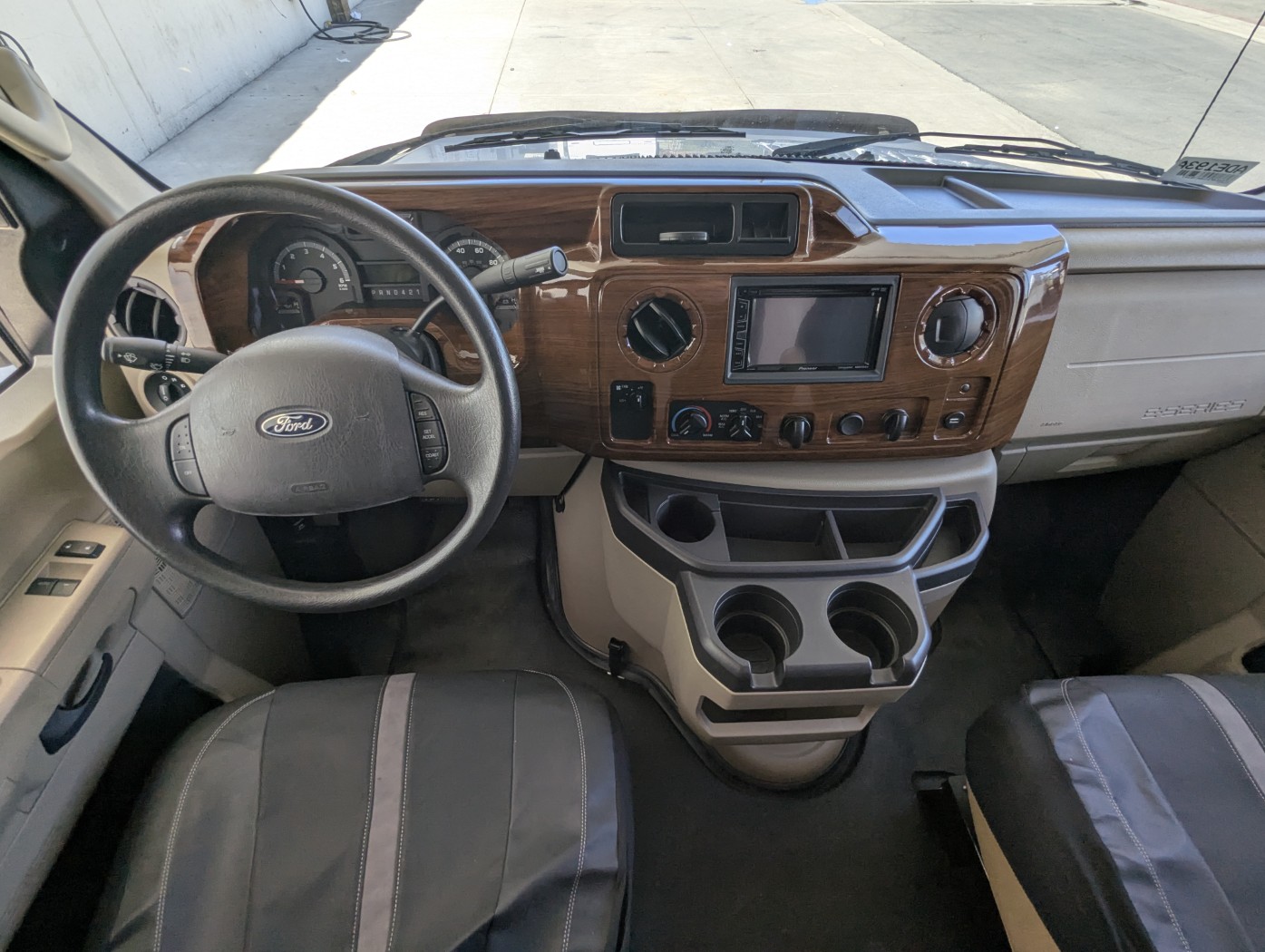 2018 Forest River Forester 2421MS - Image 11