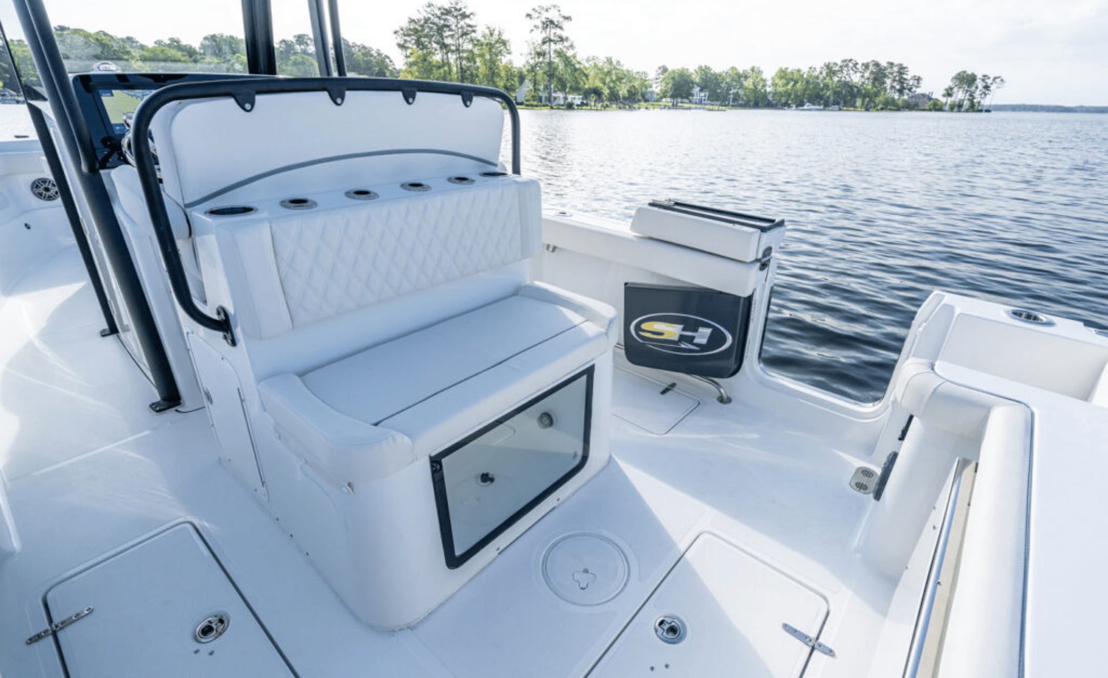 2027 Gamefish 27CB - Image 6