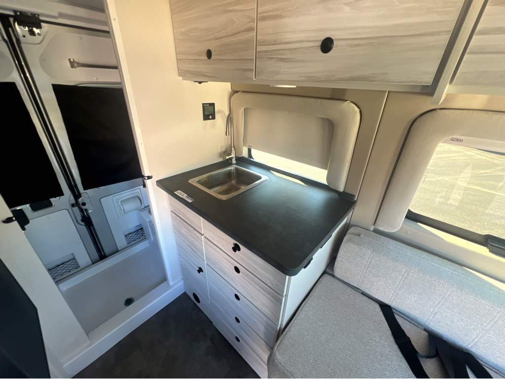 2026 JAYCO COMET 18C - Image 27