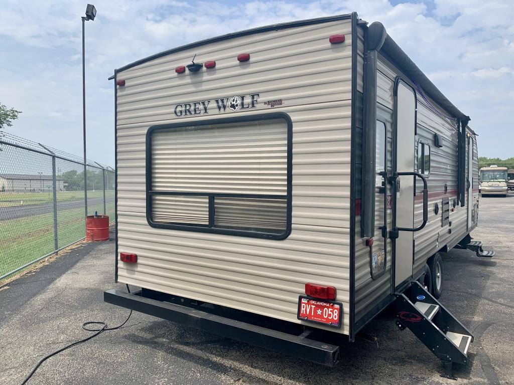 2019 FOREST RIVER 26RL - Image 4