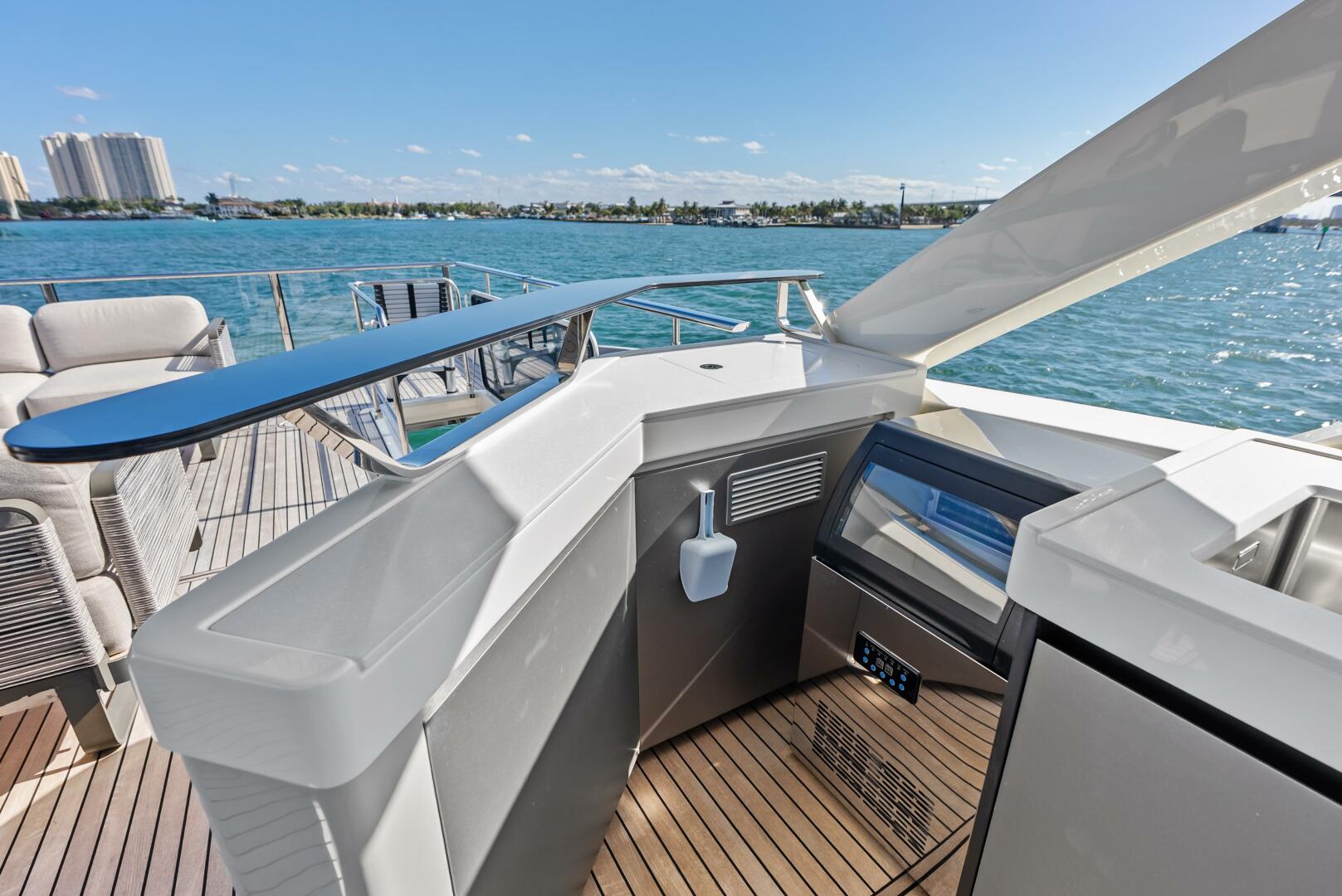 2025 Absolute 75 Navetta - Image 70