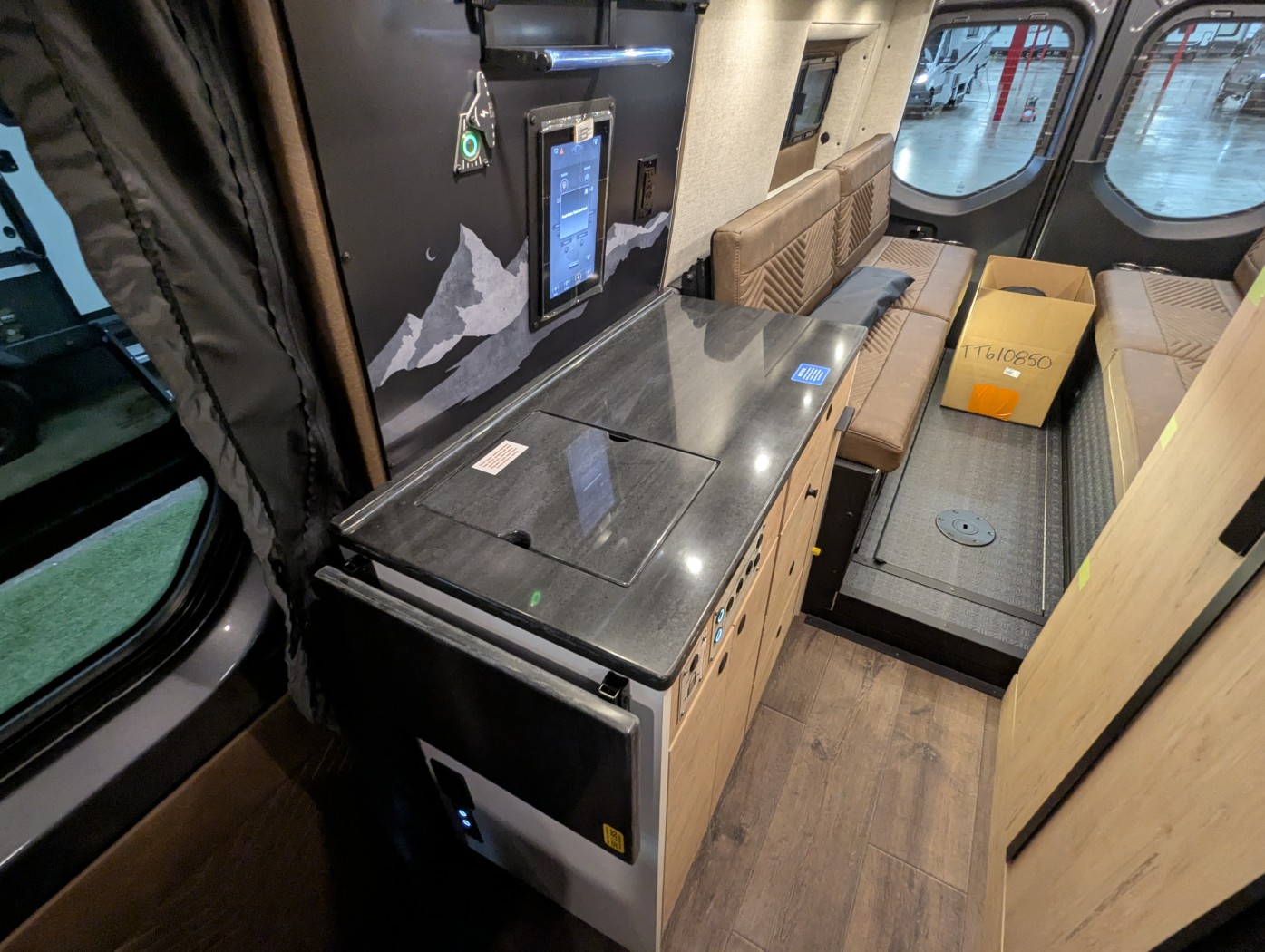 2026 Storyteller Overland Crew Mode XL - Pop Top - Image 15