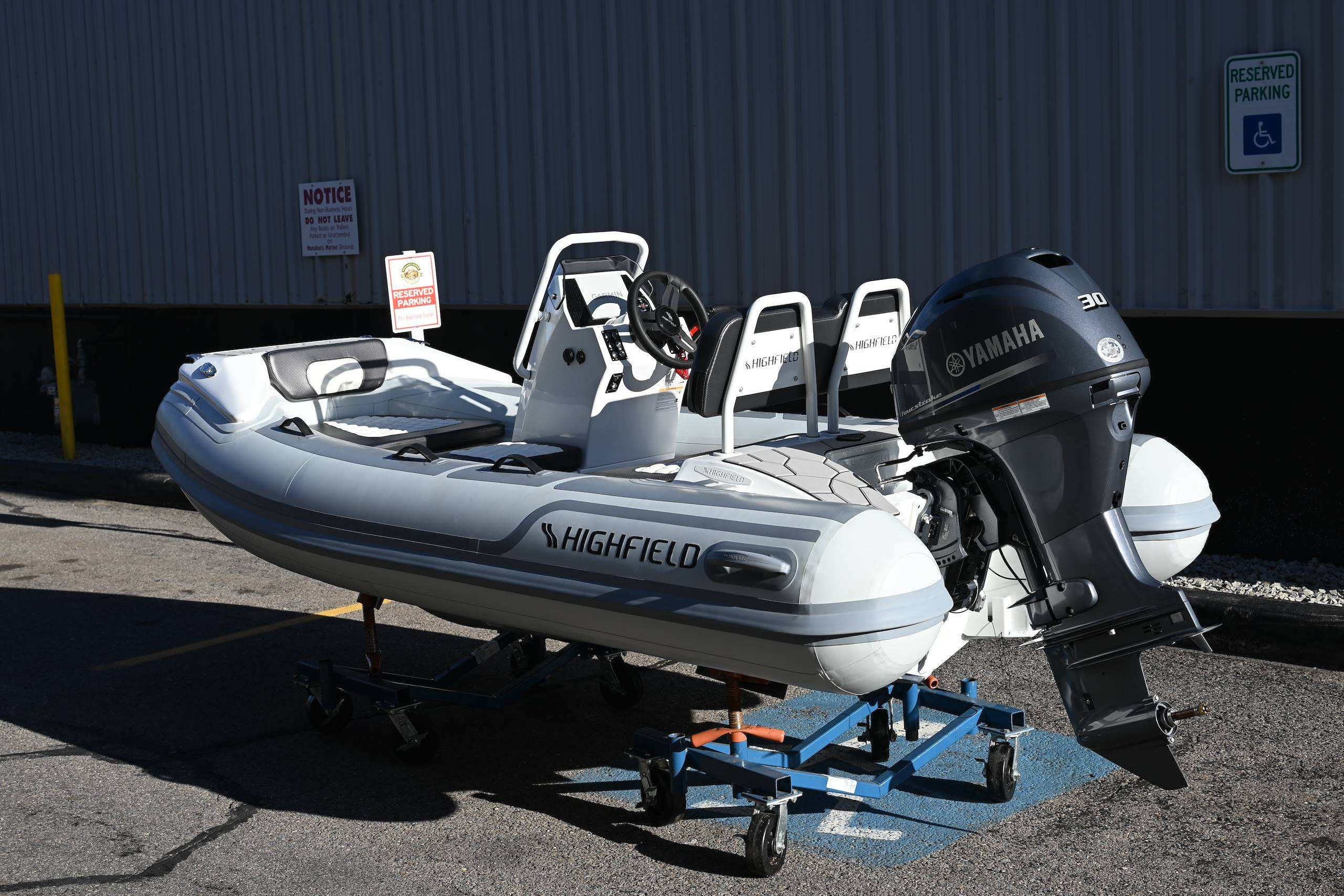 2027 Highfield Sport 330 Standard - Image 2