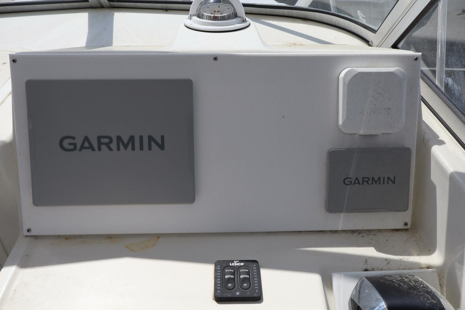 2005 Sea Boss 235 Walkaround - Image 13