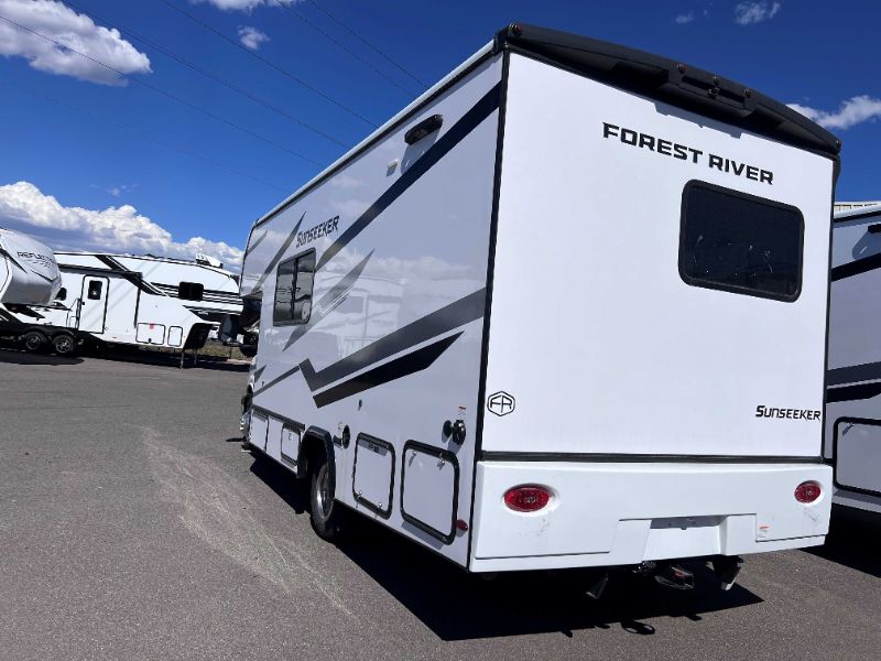 2026 Forest River Sunseeker LE 2350LE - Image 4