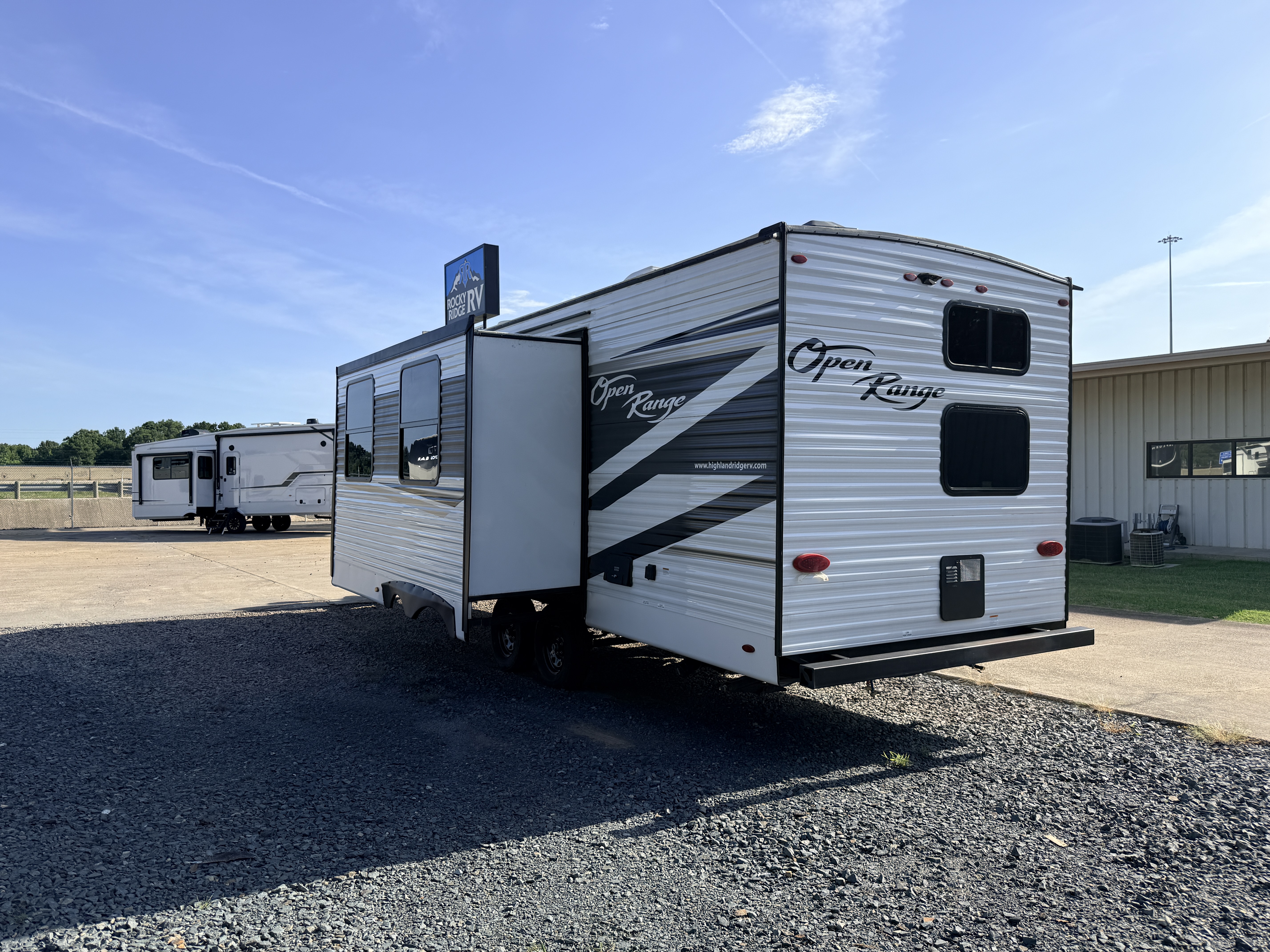 2022 Highland Ridge Open Range Conventional OT26BHS - Image 6