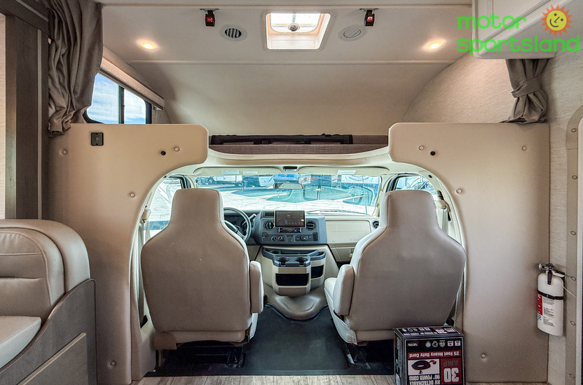 2025 Thor Motor Coach Chateau 27P - Image 69