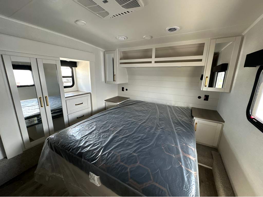 2027 JAYCO EAGLE SLE 24MLE - Image 18