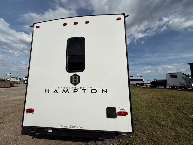 2024 CrossRoads Hampton HP378DBB - Image 8