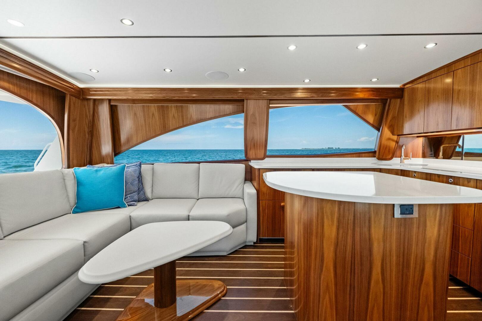 2025 Viking 58 Convertible - Image 7