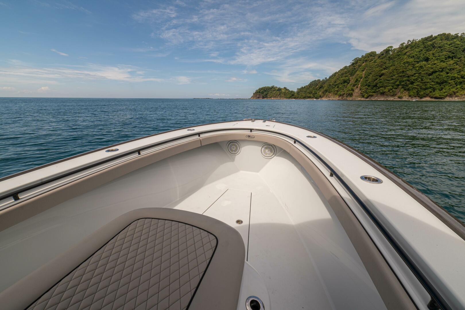 2024 Valhalla Boatworks V-33 - Image 5