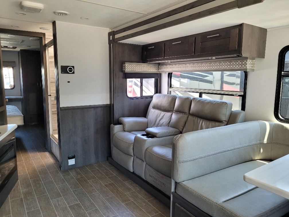 2023 Forest River Georgetown 5 Series GT5 34M5 - Image 11