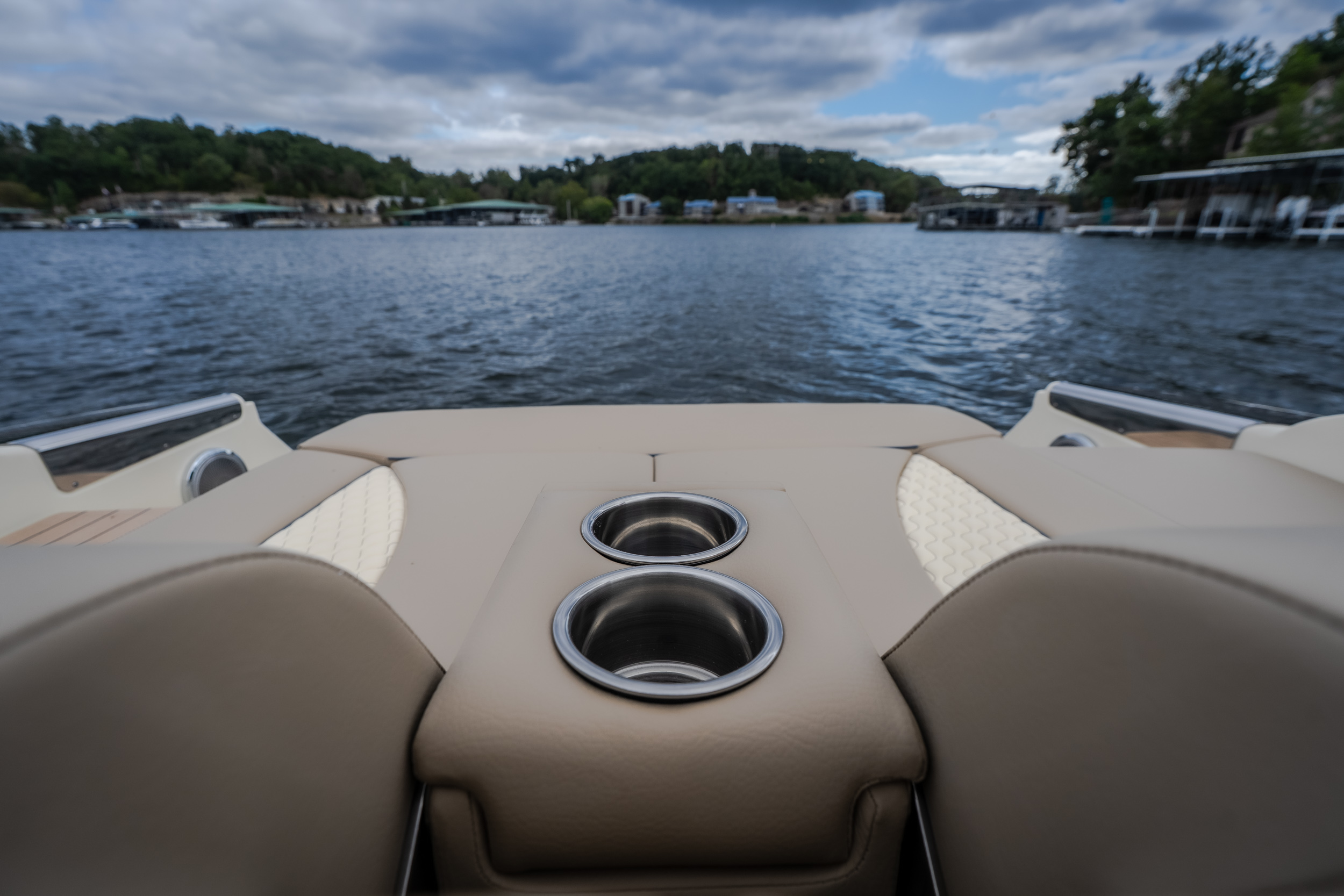 2027 Chris Craft Launch GT 35 ME - Image 18