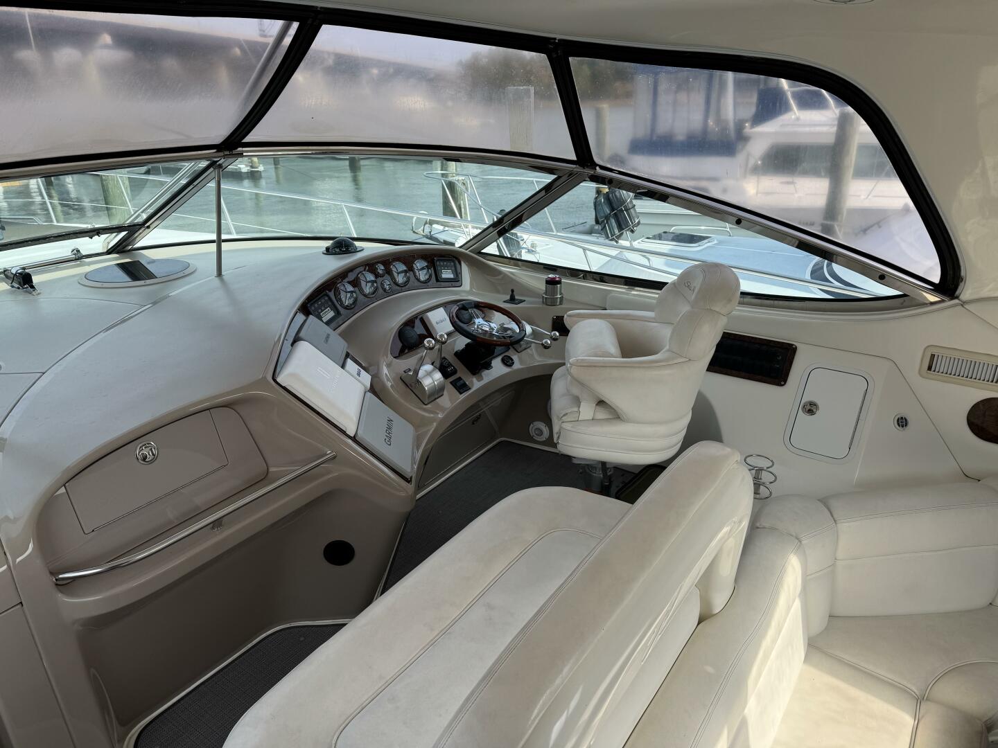2001 Sea Ray 510 SUNDANCER - Image 8