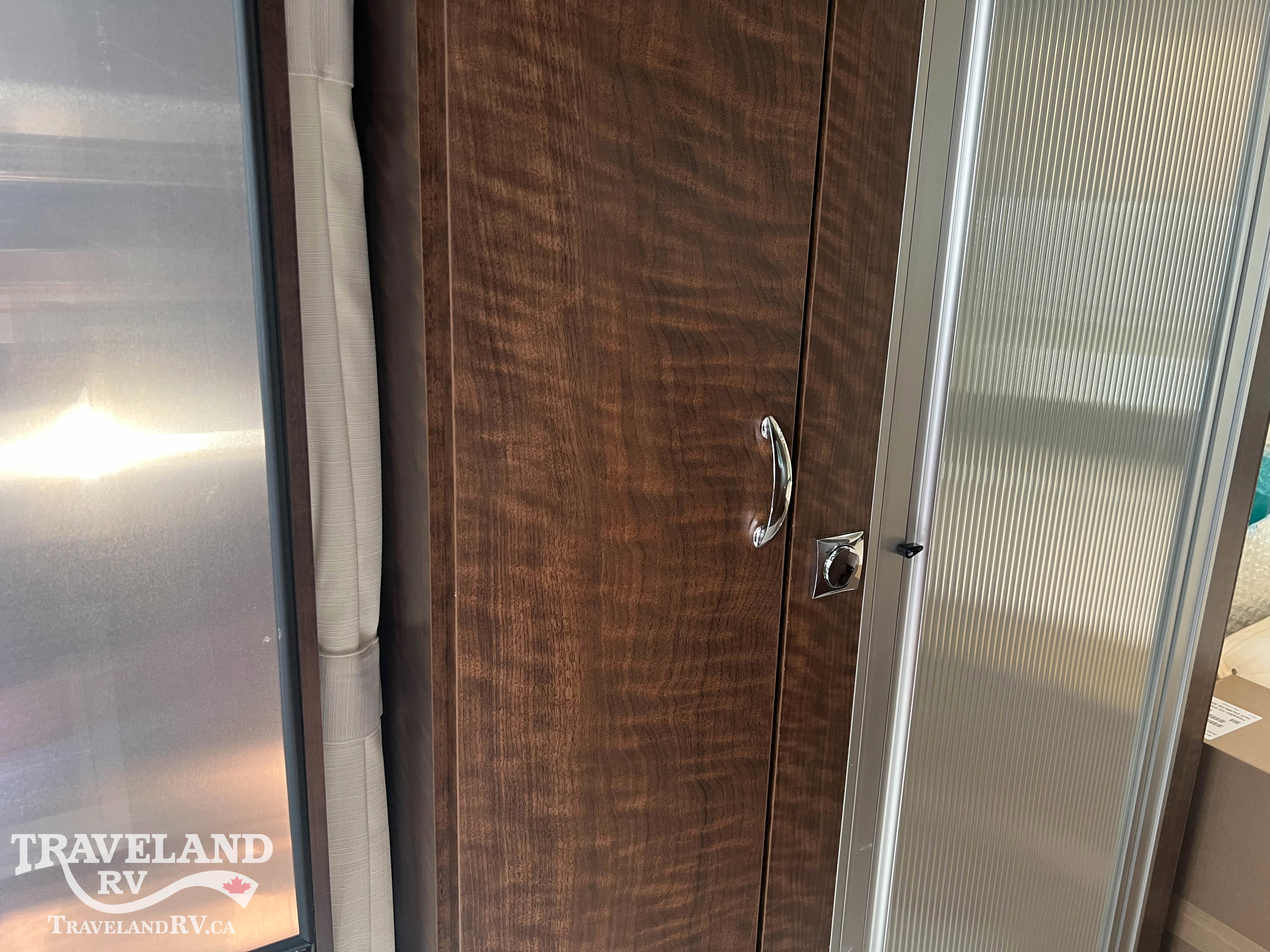 2026 Airstream Globetrotter 25FB - Image 16