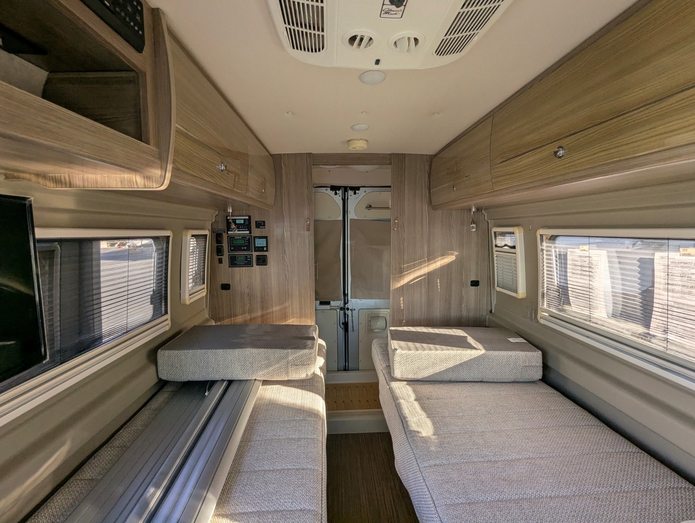 2020 Winnebago Travato 59K - Image 15