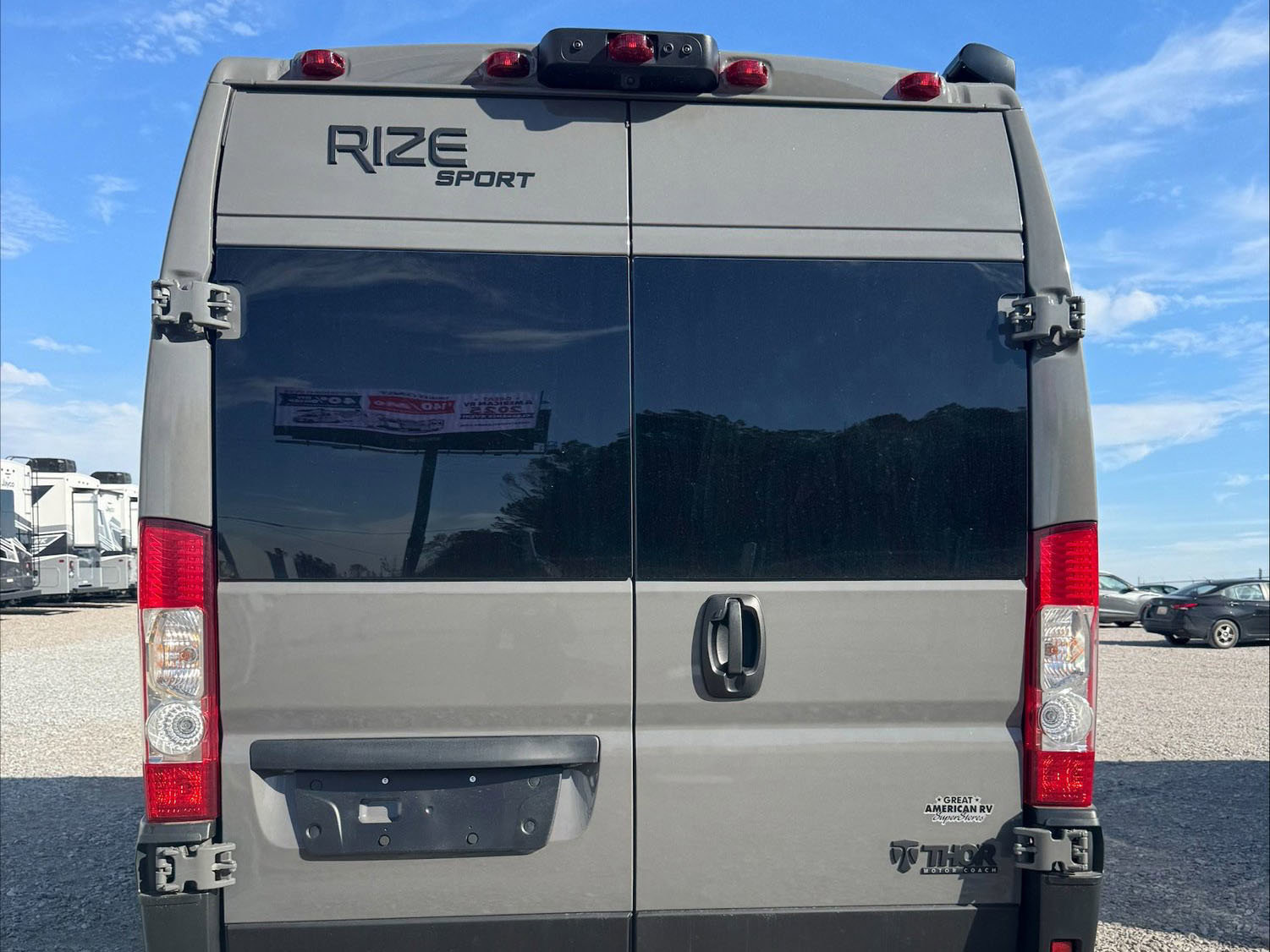 2026 THOR MOTOR COACH RIZE 18MS - Image 4