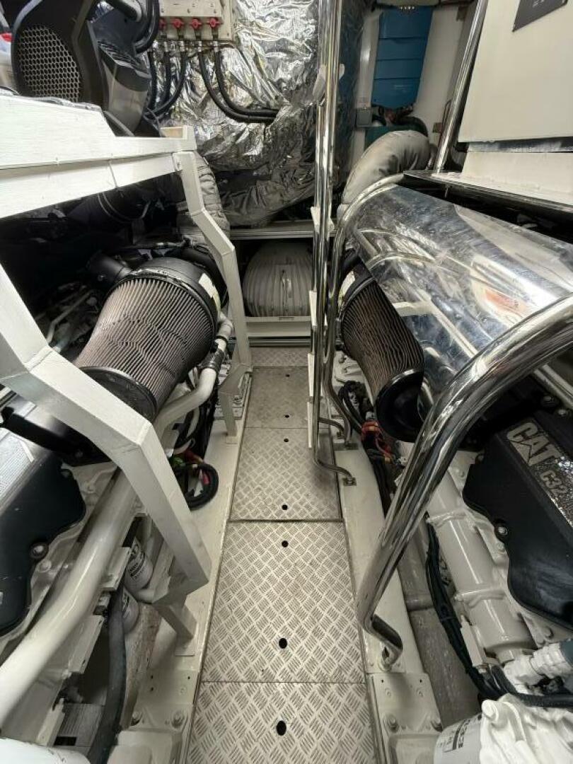 2014 Princess S72 - Image 50