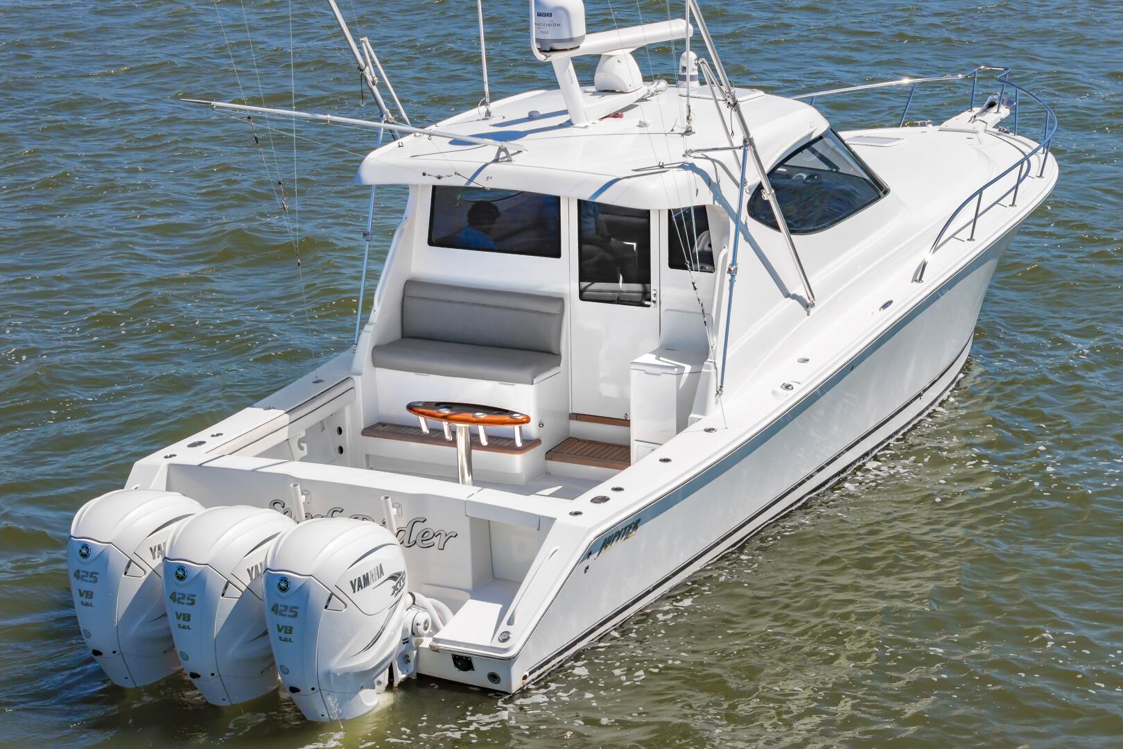 2014 Jupiter 41 Sport Bridge - Image 3