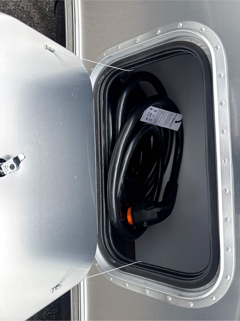 2027 Airstream International 25FB - Image 7