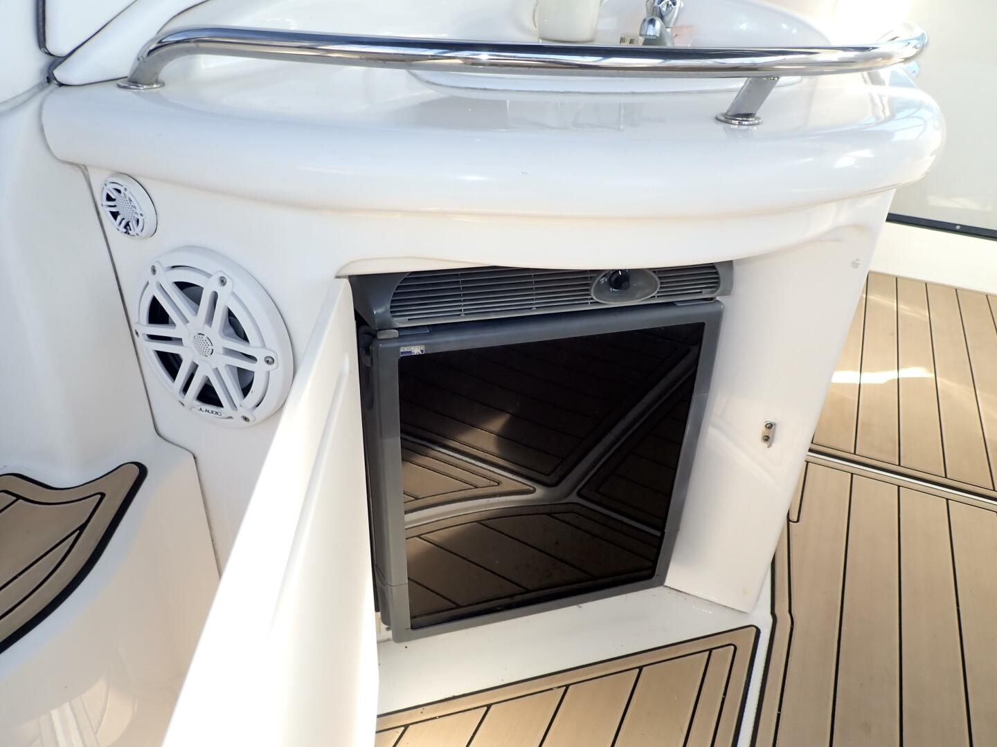 2006 Sea Ray 340 Sundancer - Image 4