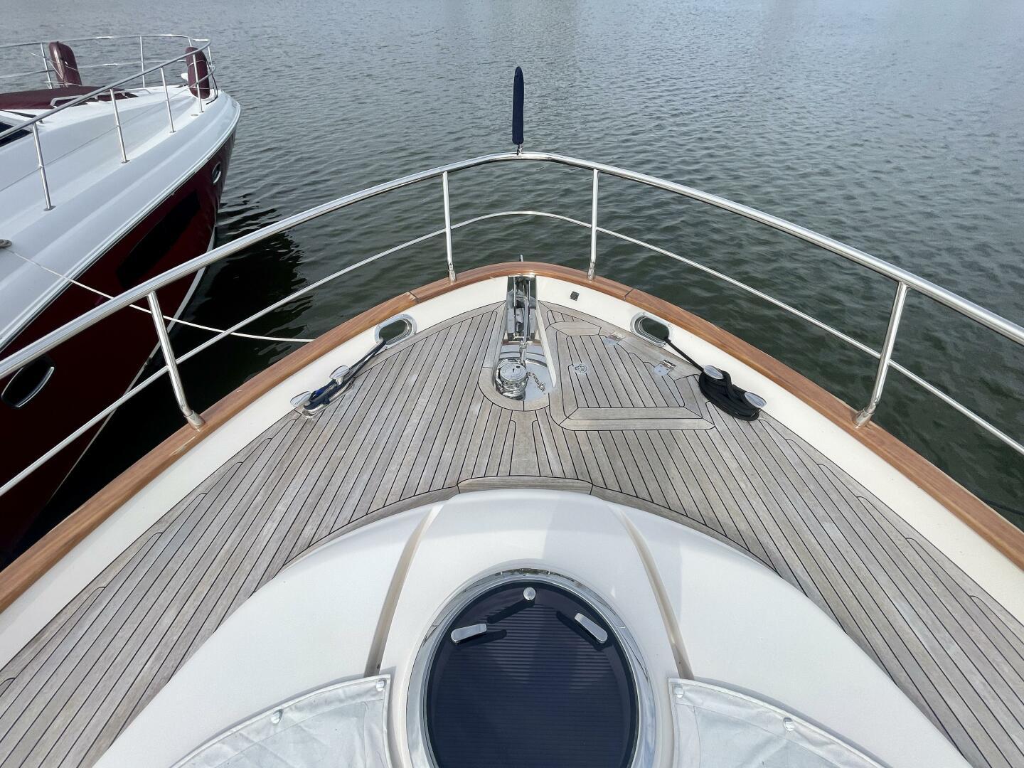 2017 Chris-Craft Commander 42 - Image 6